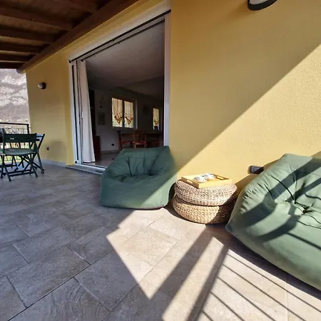 Balcony View Apartment Lierna