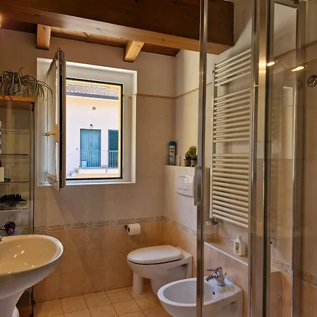 Balcony View Apartament Lierna