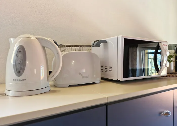 Balcony View Льерна