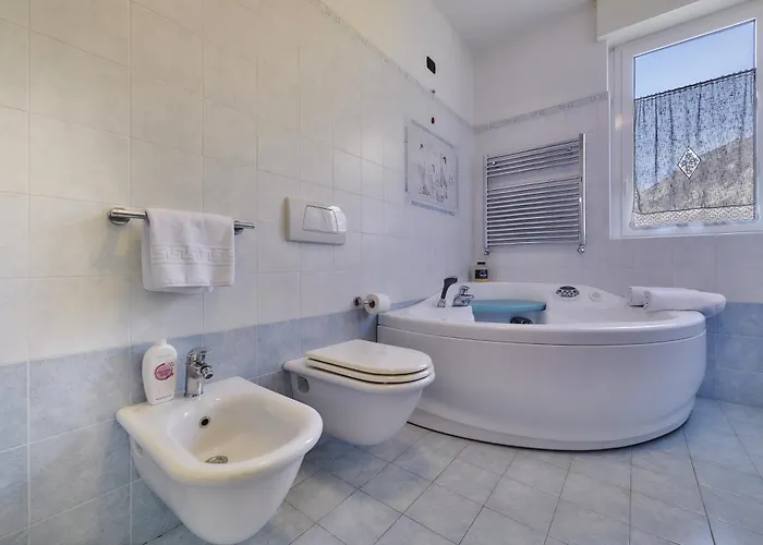 Apartment Balcony View Lierna